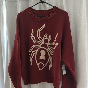 Men Crewneck Sweater with Spider Keyhole Graphic - Burgundy